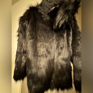 Fake fur hood with ears jacket